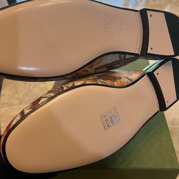 Brand new never worn GG Gucci supreme monogram flora princetown - Picture 3 of 5